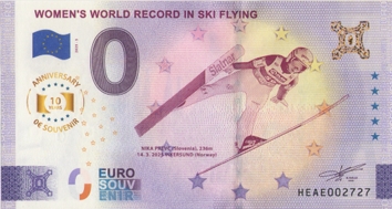 0€ NIKA PREVC Z PRITISKOM